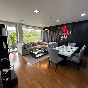 Maravilloso Departamento Con Parqueadero Gratis Apartamento